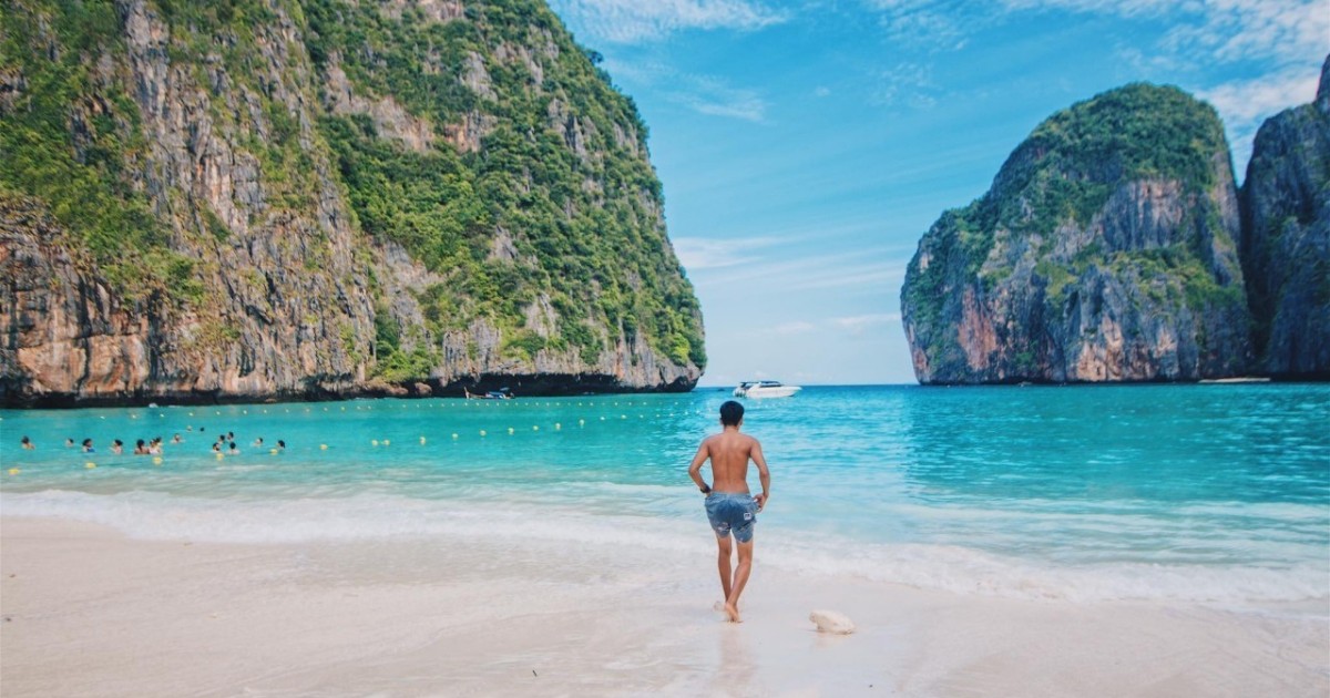 Krabi'den: Sürat Teknesiyle Phi Phi Adaları Gezisi 4,4 / 5  815 Yorum